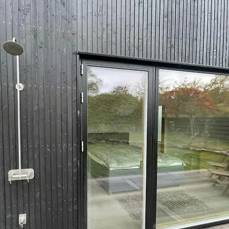 펜션 Architectural Retreat On North Zealand's Coast *