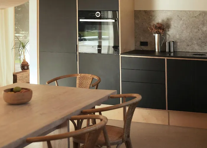 Architectural Retreat On North Zealand's Coast *